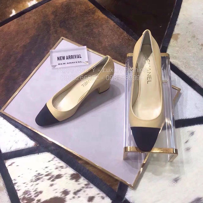 Sandal Chanel cao gót 5cm, màu sữa cao cấp