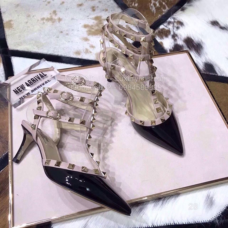 Sandal Valentino cao gót da bóng đen