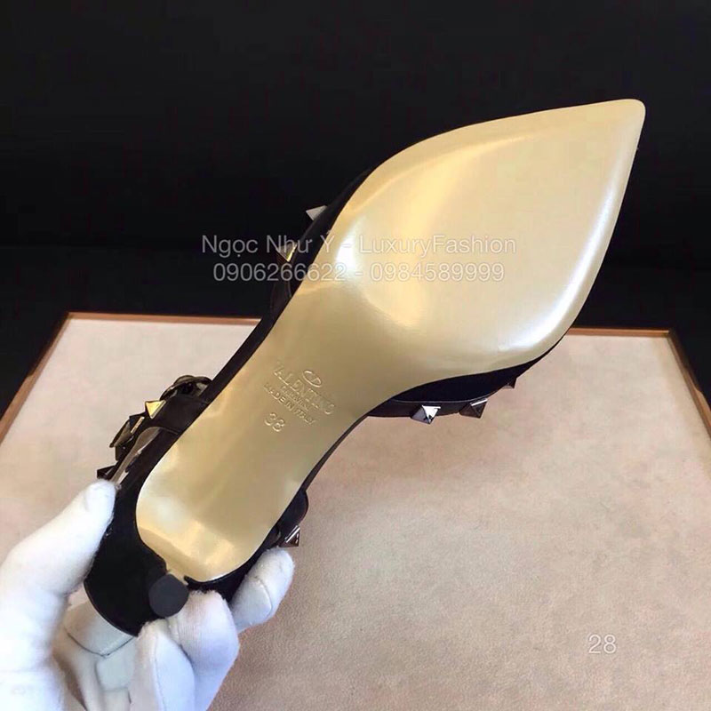 Sandal Valentino cao gót da bóng màu đen