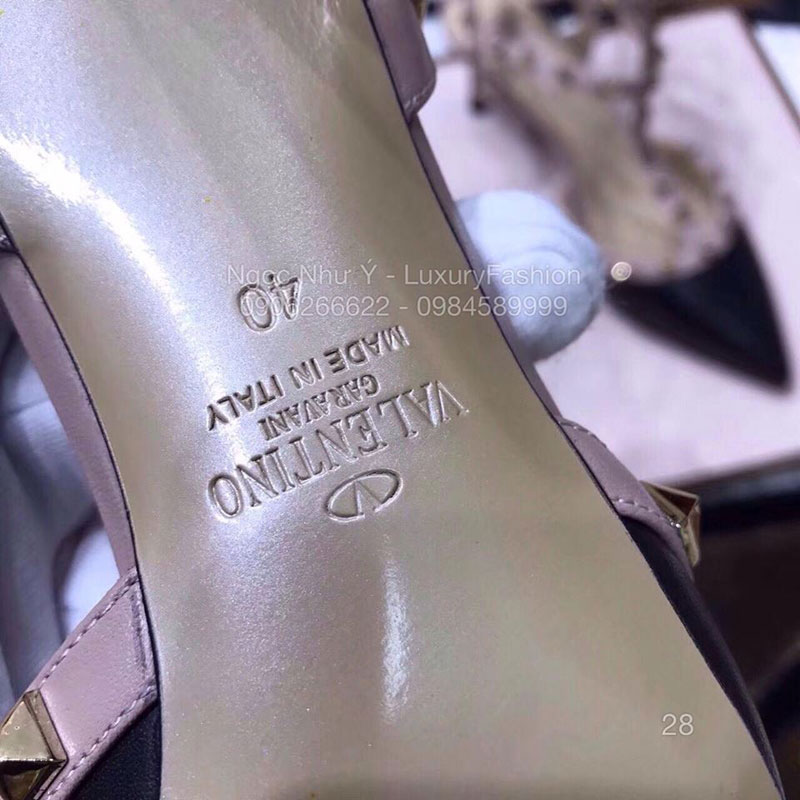 Sandal Valentino cao gót da bóng màu đen