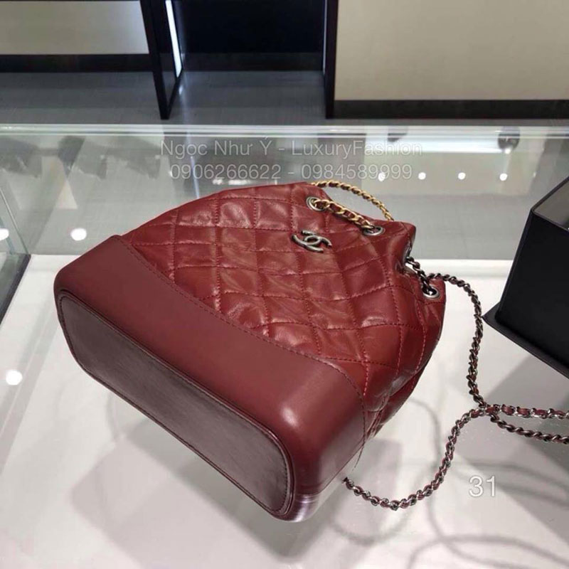 Balo Chanel Gabrielle màu đỏ mận