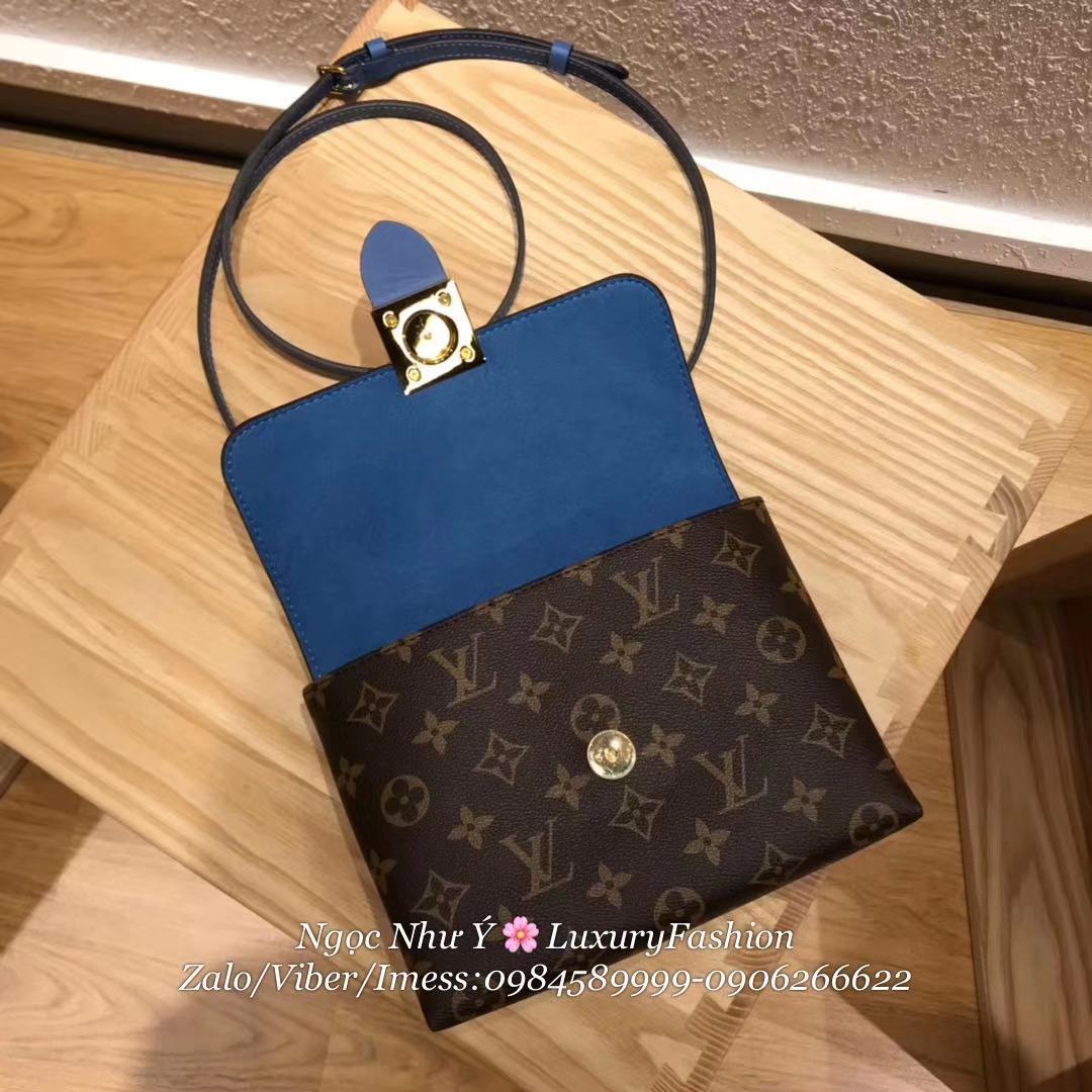 Túi xách LV Locky BB Monogram nắp màu xanh