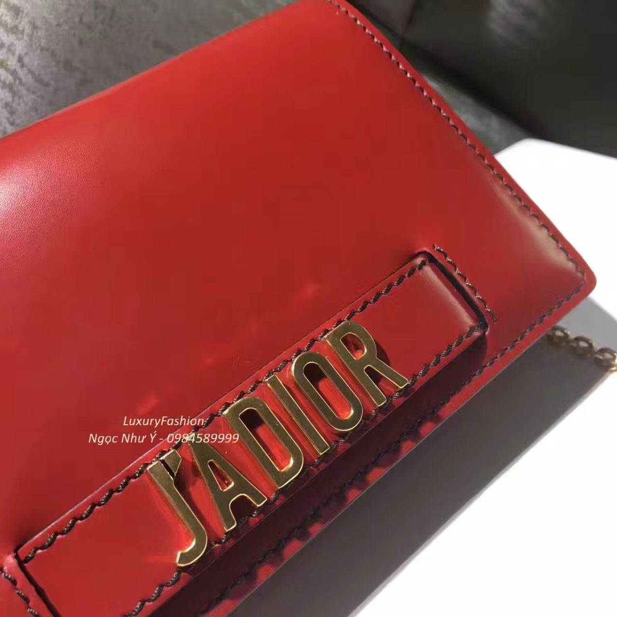 Ví J'adior màu đỏ 