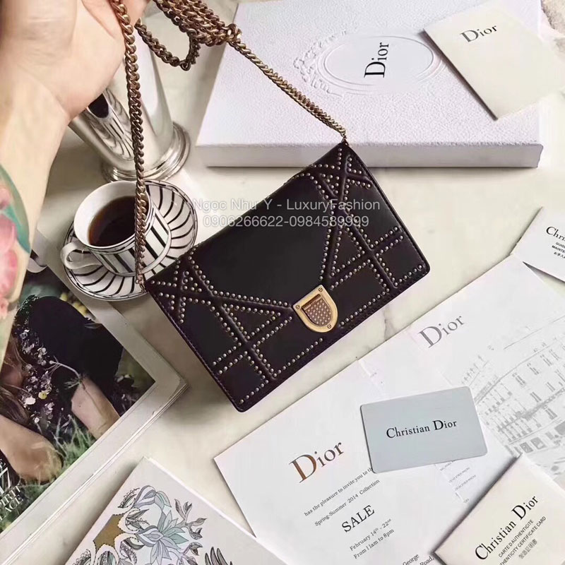 Ví Diorama Clutch màu đen