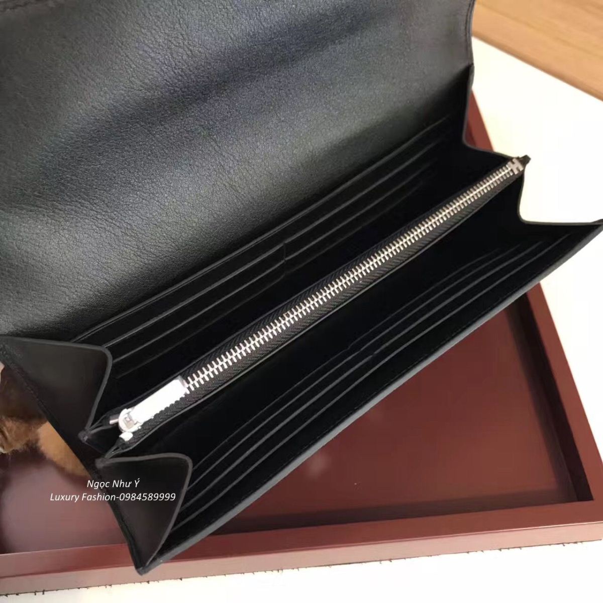 Hermes Constance Wallet Swift Black