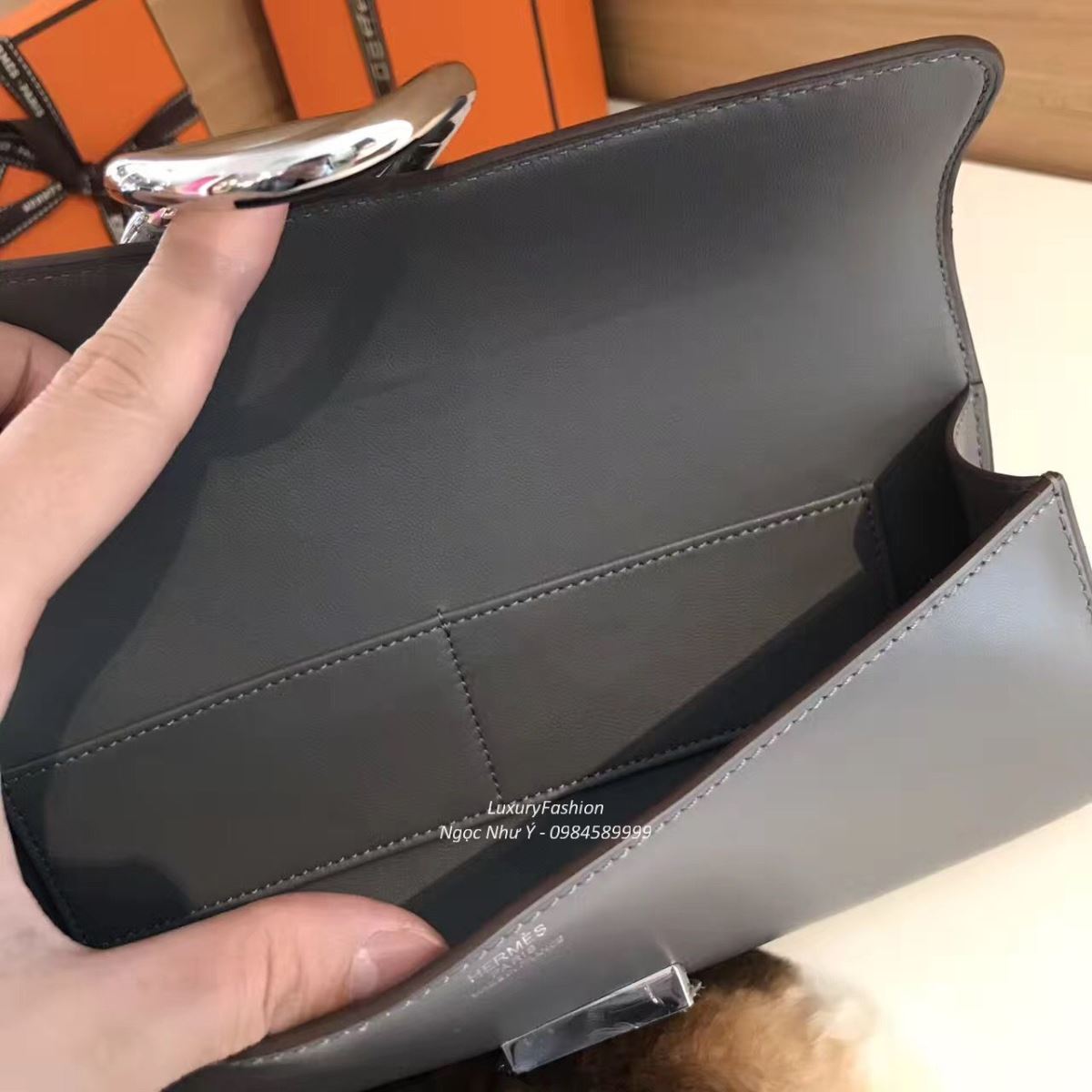 Ví Hermes Egee da Box màu ghi