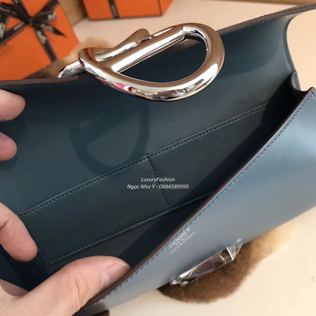 Ví Hermes Egee da Box màu xanh
