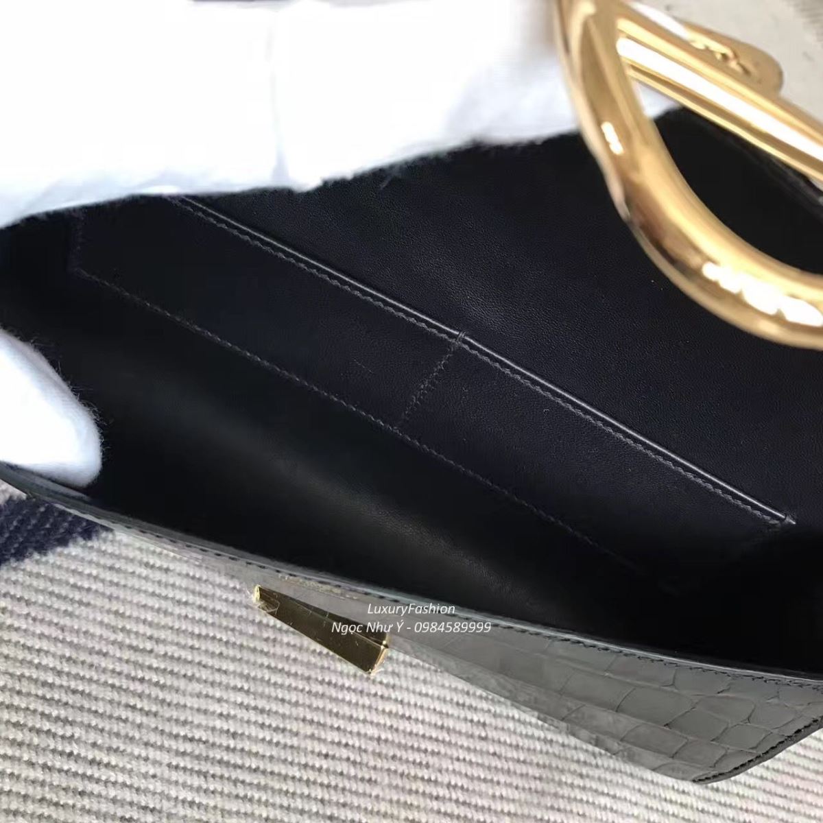 Ví Hermes Egee da cá sấu màu Black Gold Key