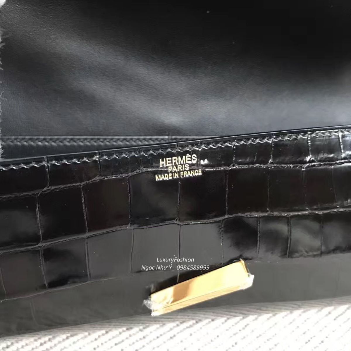 Ví Hermes Egee da cá sấu màu Black Gold Key