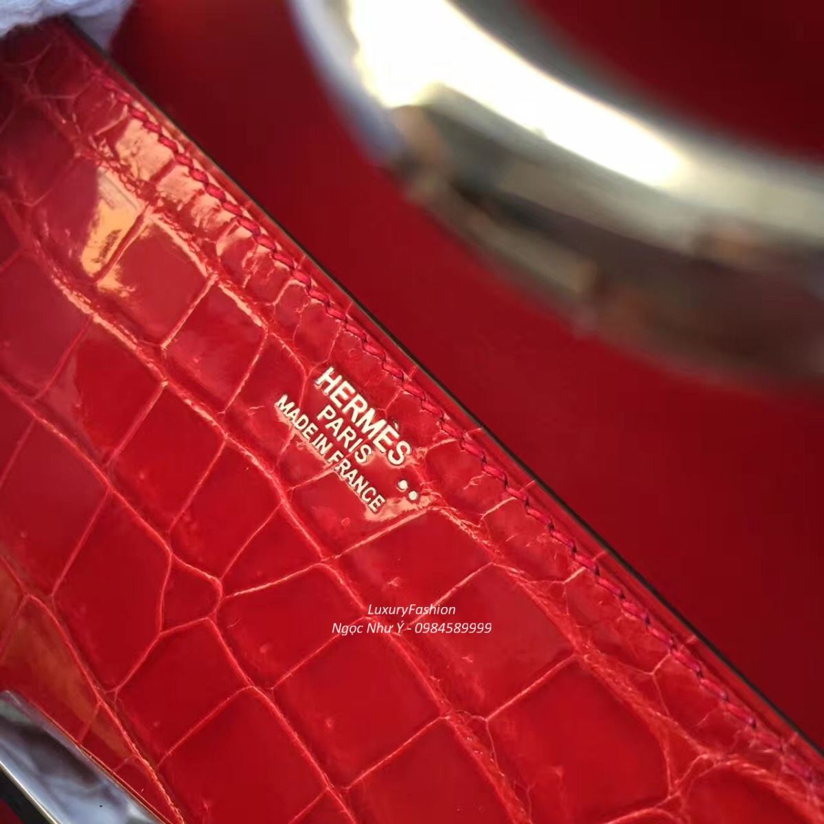 Ví Hermes Egee da cá sấu màu Red Braise